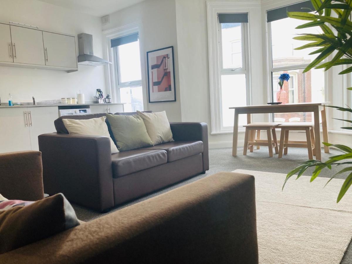 Westcliffe Apartments サウスポート エクステリア 写真